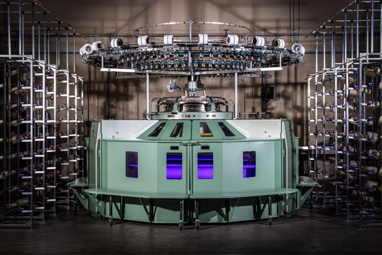 AI-Powered Knitting Machines 2026: Complete Review of Smart Knitting Technology