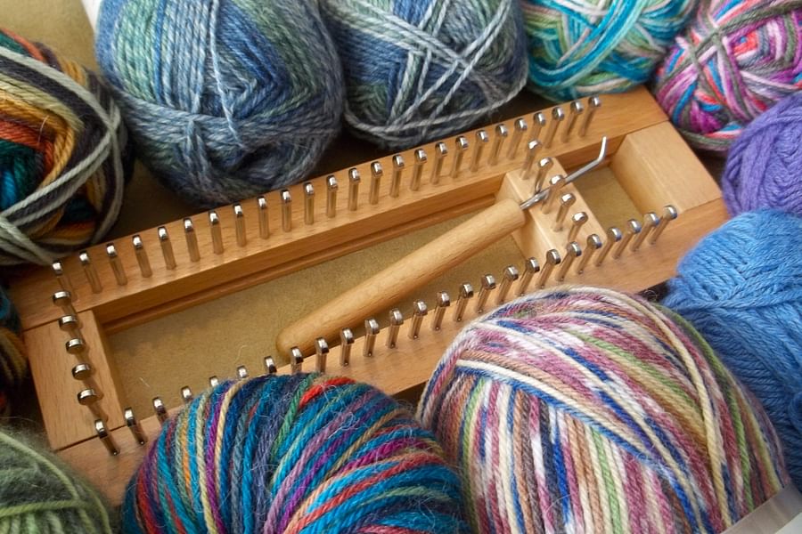 loom knitting tension