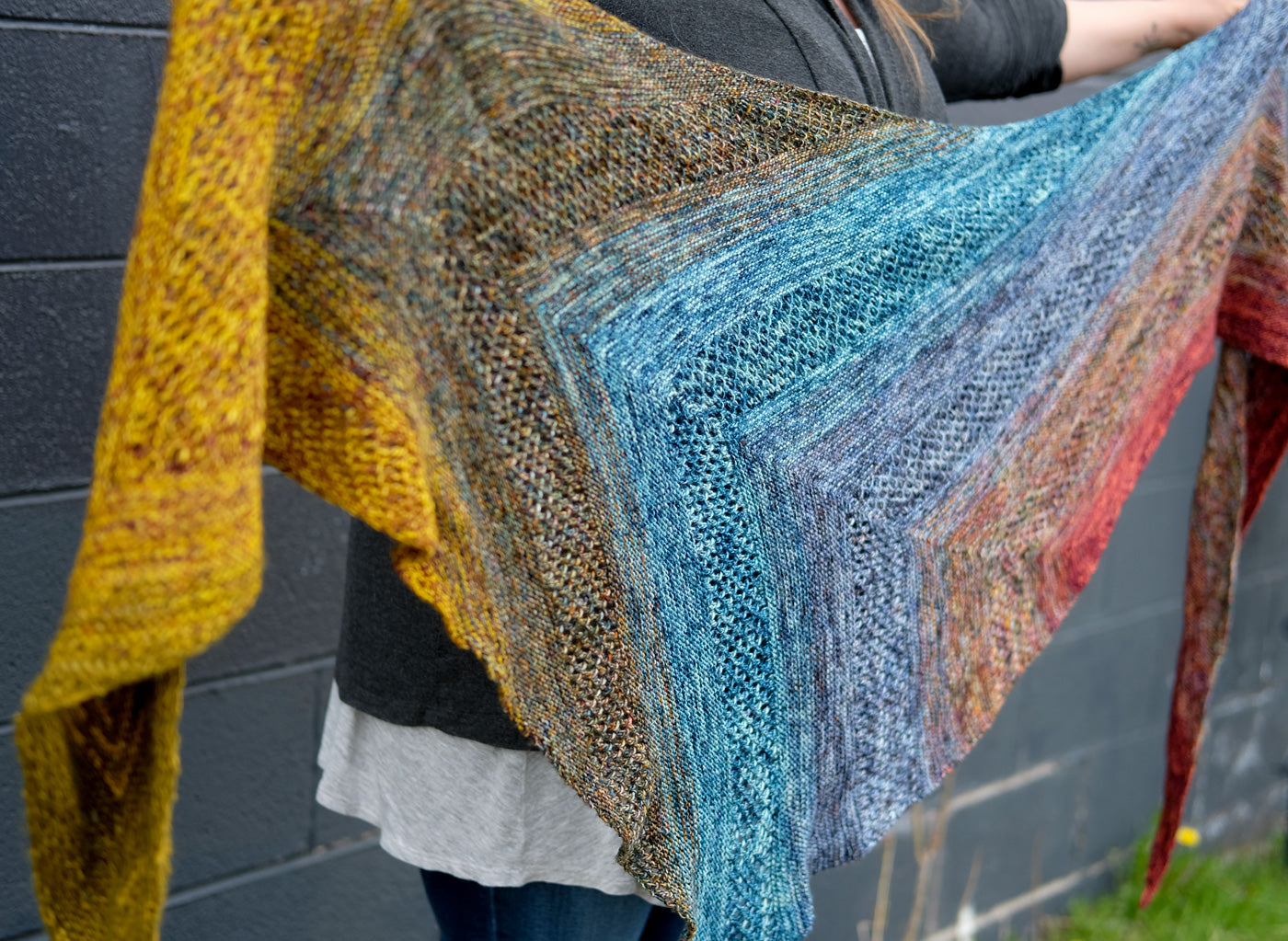 find your fade shawl pattern