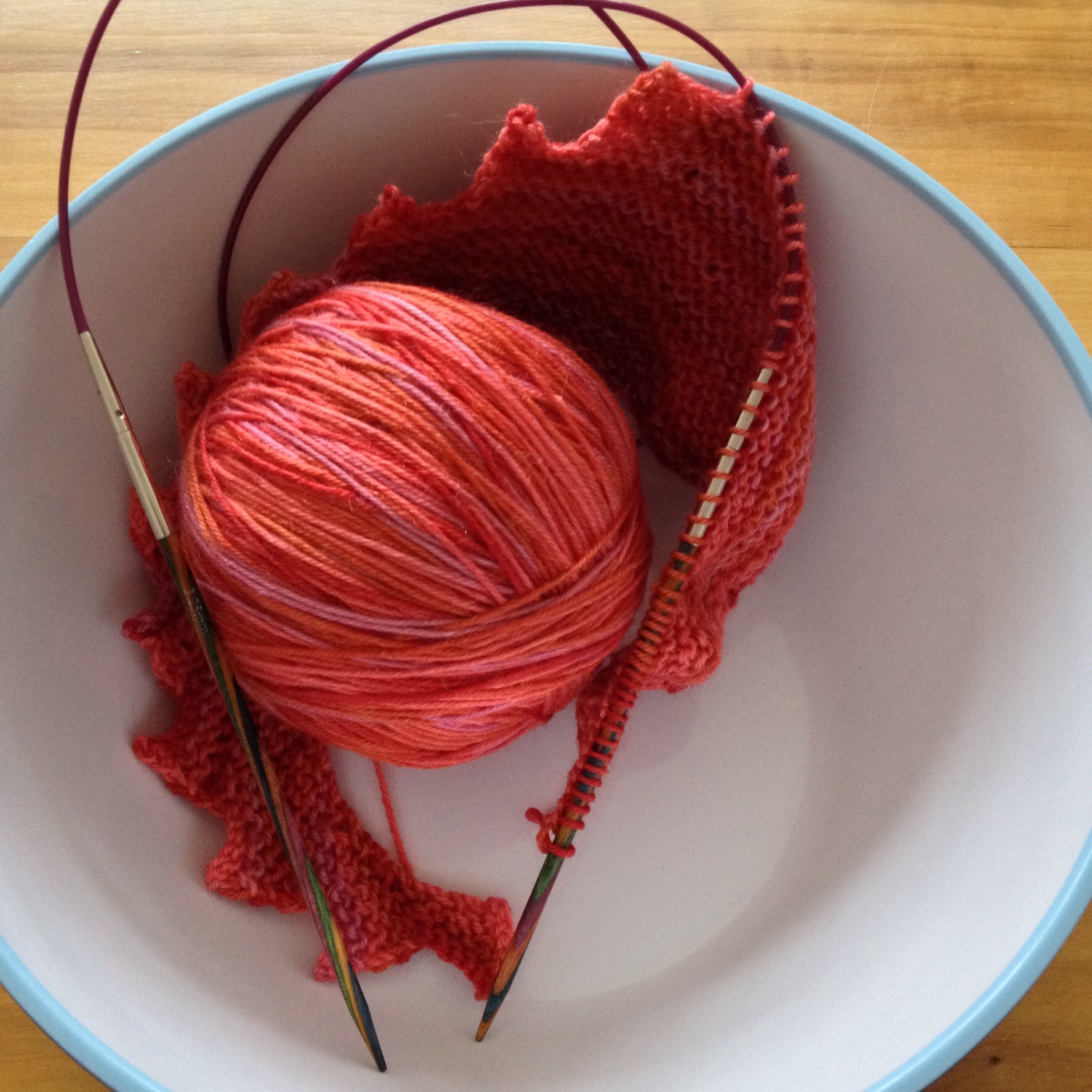 hitchhiker shawl hand-dyed yarn