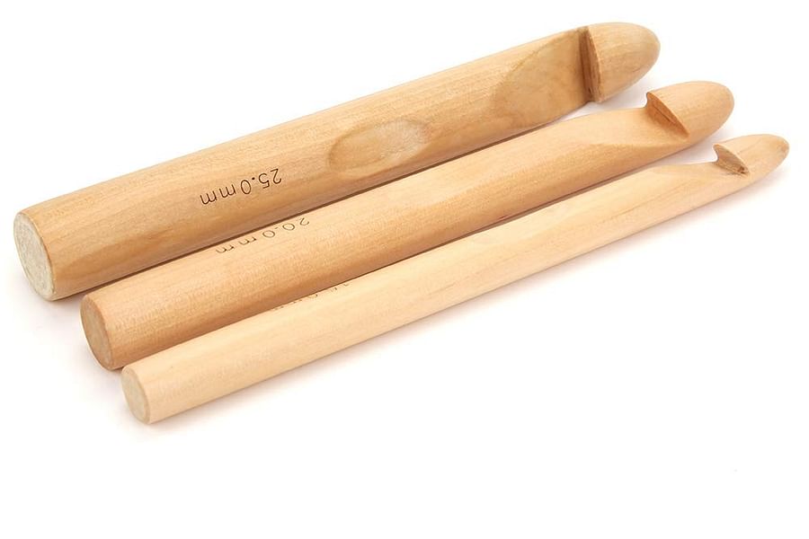 smooth wooden knitting needles